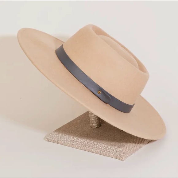 Chestnut fedora hat - Picture 2 of 3